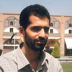 نامه 333 نفر از دانش آموختگان دانشگاه شریف به رهبر معظم انقلاب: پاسخ خون احمدی روشن را در انتخابات می‌دهیم