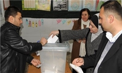 حضور گسترده سوری‌ها پای صندوق رای و پاسخ کوبنده به اتحادیه عرب