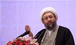 آیت‌الله آملی لاریجانی: اقدام شهرداری تهران قابل تحسین است چرا برخی خجالت می‌کشند از ارزش‌های دینی دفاع کنند؟
