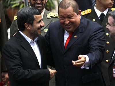 جیغ بنفش رسانه‌های غربی از سفر احمدی‌نژاد به آمریکای لاتین