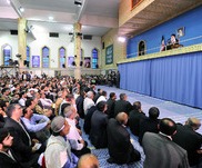 دیدار پرشور هزاران نفر از مردم استان فارس با رهبر معظم انقلاب