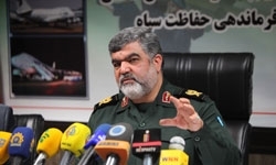 سردار کاظمی عنوان کرد:    ۲۶ مورد درگیری سپاه با هواپیما‌ربایان؛ واگذاری حفاظت از دانشمندان هسته‌ای به سپاه