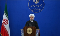 روحانی در نشست خبری: اولویت جذب در دستگاه‌ها با نیروهای قراردادی است