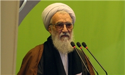 آیت‌الله موحدی‌کرمانی در نمازجمعه تهران: ما در شرایطی نیستیم که هزینه‌های غیرمعمول خرج شود